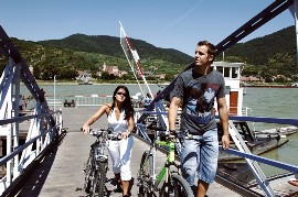 Groansicht Hotel Wachau Radlerparadies Donau