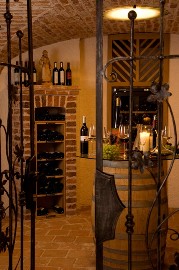 Groansicht Hotel Wachau Vinothek